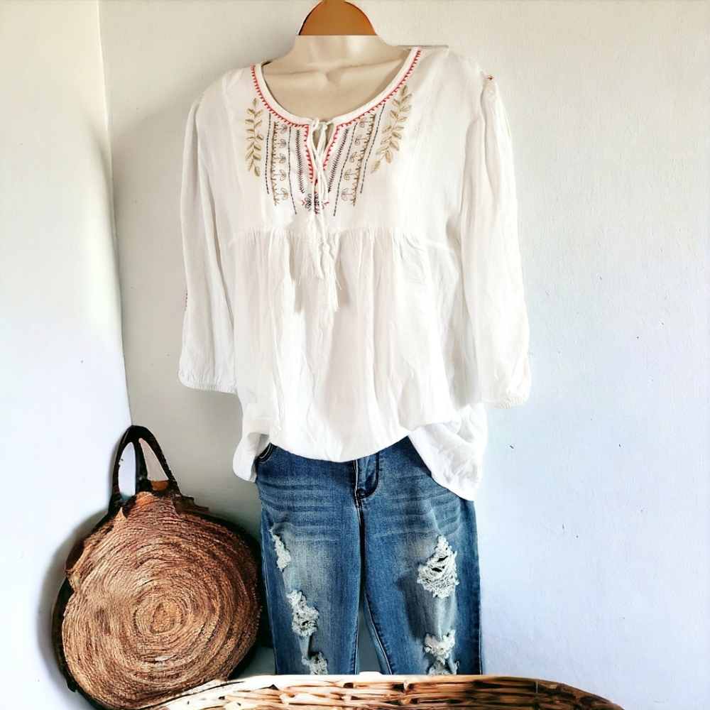 Vintage white oversized 3/4 balloon sleeve Bohemian Hippie blouse size medium